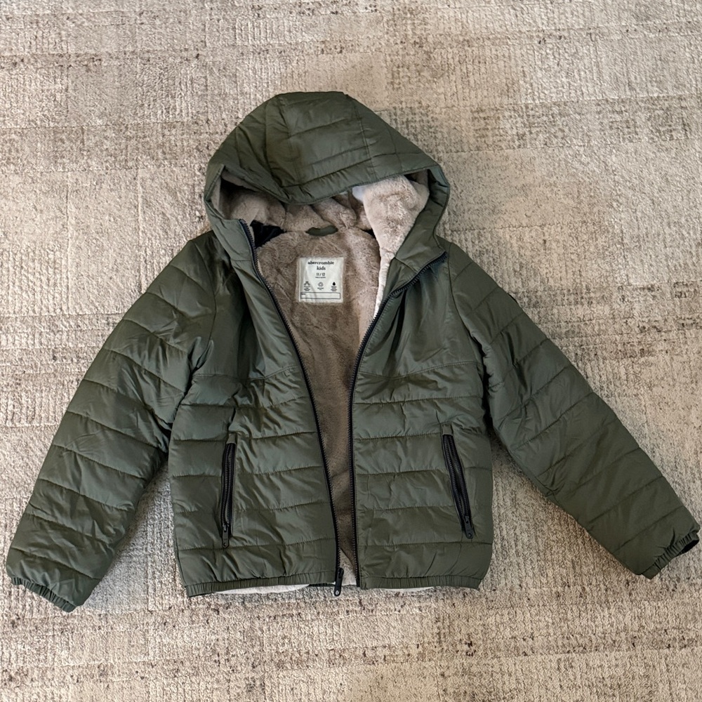Abercrombie Kids  Olive Green Puffer Jacket Size 11/12